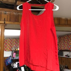 Red short sleeve shirt